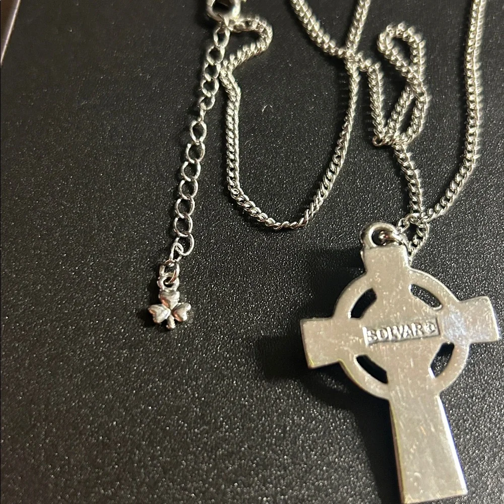 SILVER CONNEMARA MARBLE CELTIC‎ CROSS NECKLACE